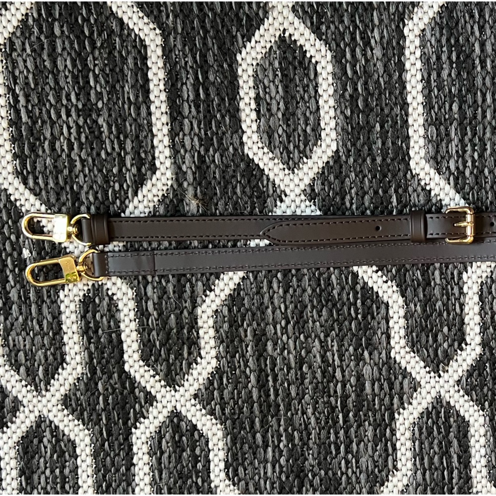 Louis Vuitton Leather Purse Strap